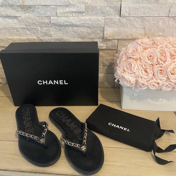 CHANEL Shoes - Chanel sandals